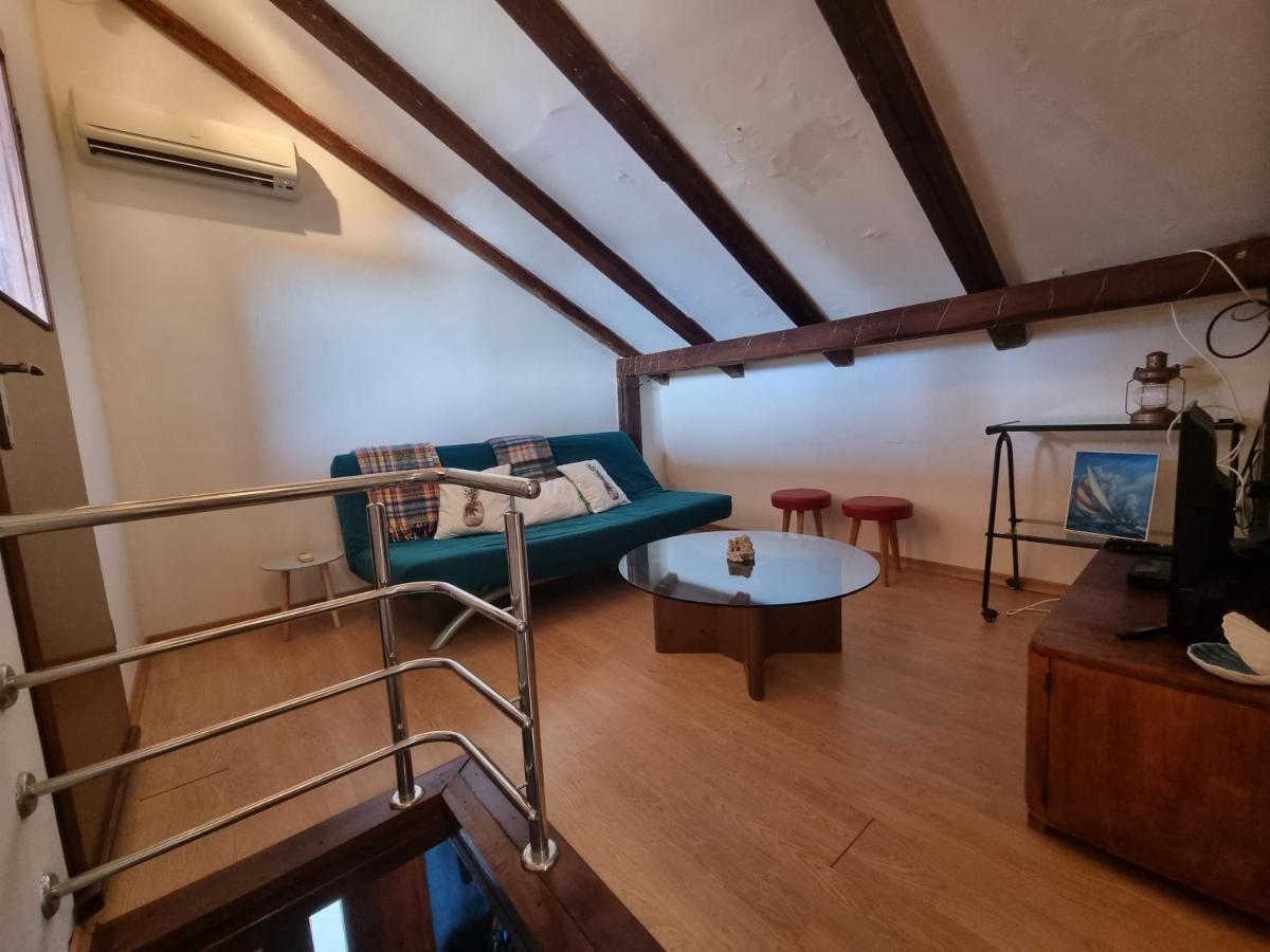 Apartment Gordan Trogir Exteriör bild